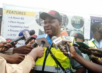 LASRERA begins sensitization and compliance exercise of unregistered Real Estate Practitioners in Ikeja.