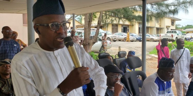 Promotion: Oyo Govt. Promotes 7, 460 Teachers; Distributes 9, 220 Letters