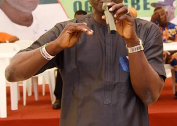 Despite Election Loss, Aspirant Empowers 500 Constituents