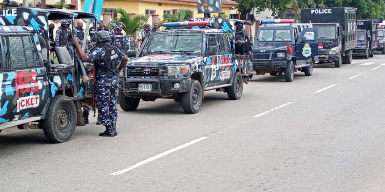 LAGOS POLICE ENGAGE IN SHOW OF FORCE TO REINFORCE LAW AND ORDER
