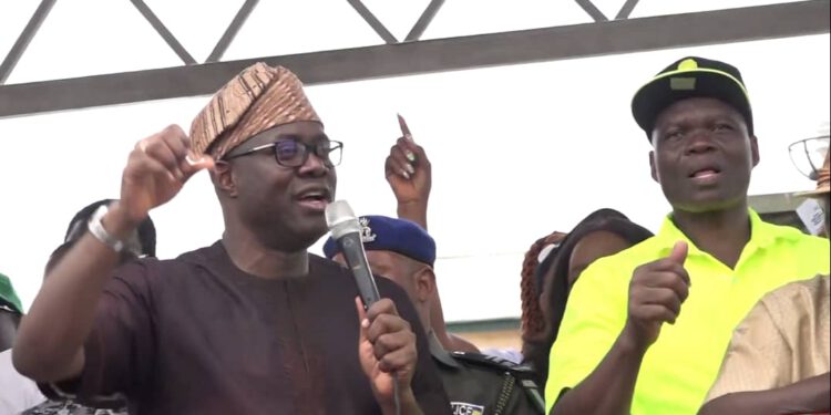 Huge Crowd Holds Solidarity Walk for Makinde’s Re-Election