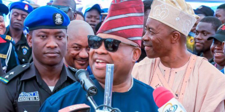 Withheld salaries: Adeleke’s faulty steps By abiodun KOMOLAFE