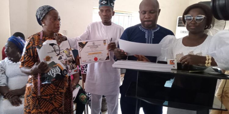 Alimosho: NGO,Sifax Group Empower Youths