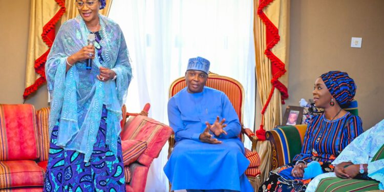 FIRST LADY OLUREMI TINUBU PAYS CONDOLENCE VISIT TO THE SARAKI FAMILY AHEAD OF MOTHERS BURIAL