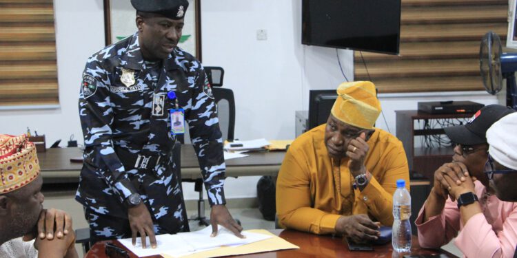 LAHA TEAM ON WORKING VISIT TO LAGOS TASKFORCE: COMMEND NEW LEADERSHIP, PROMISE TO SUPPORT, REVITALISE AGENCY