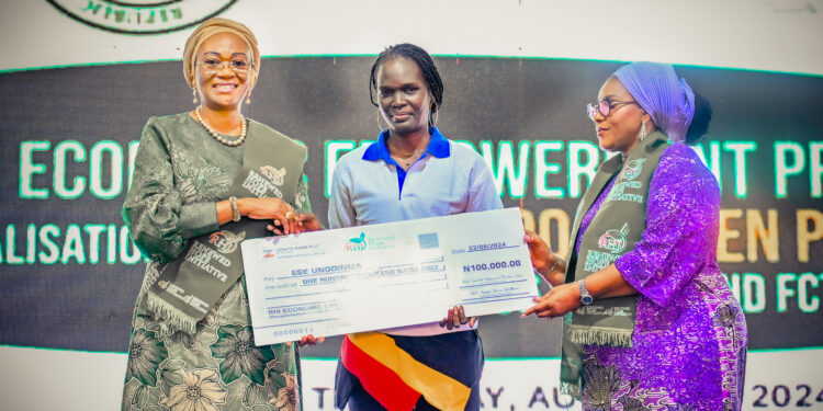 Oluremi Tinubu Launches RHI Business Grant For Petty Traders Nationwide