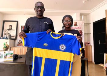 Oyo Gov’t Names Coach Ayeni As Technical Adviser, Crown FC