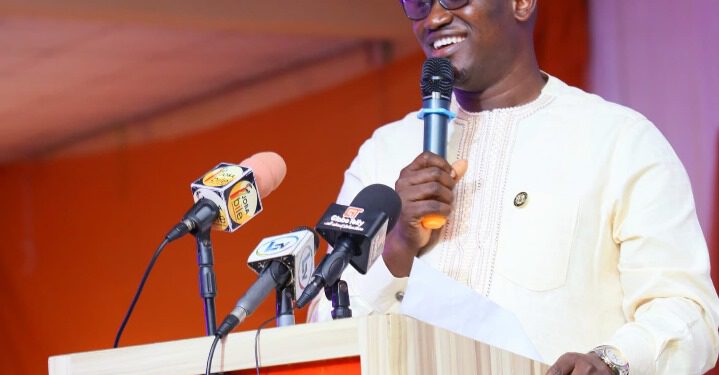 Odiolowo/Ojuwoye LCDA Boss Rasaq Ajala Launches Social Intervention Project For Widows, Others; Council Holds Training For Community Leaders