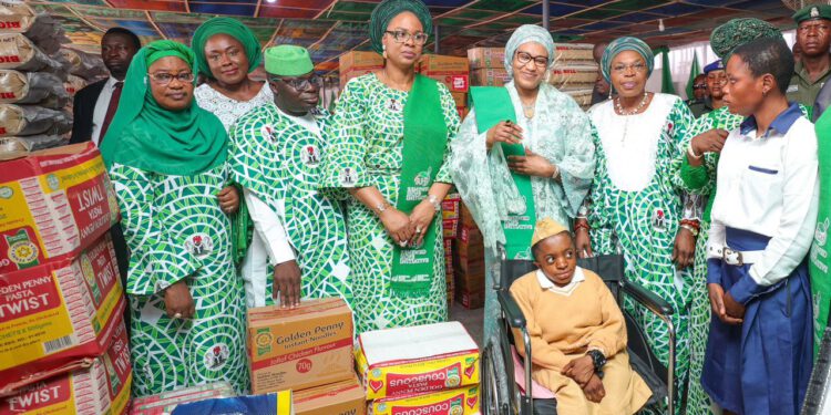 First Lady Oluremi Tinubu Champions the cause of the Vulnerable
