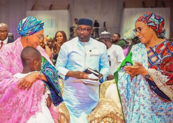 FIRST LADY OLUREMI TINUBU FLAGS OFF FREE TO SHINE TRIPPLE ELIMINATION CAMPAIGN FOR S/WEST