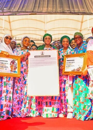 FIRST LADY OLUREMI TINUBU ATTENDS NATIONAL WOMEN MEGA EMPOWERMENT AND RALLY