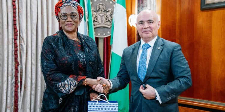 FIRST LADY OF NIGERIA HAS ADVOCATED FOR STRONGER LOVE OF NATION AMONG CITIZENS